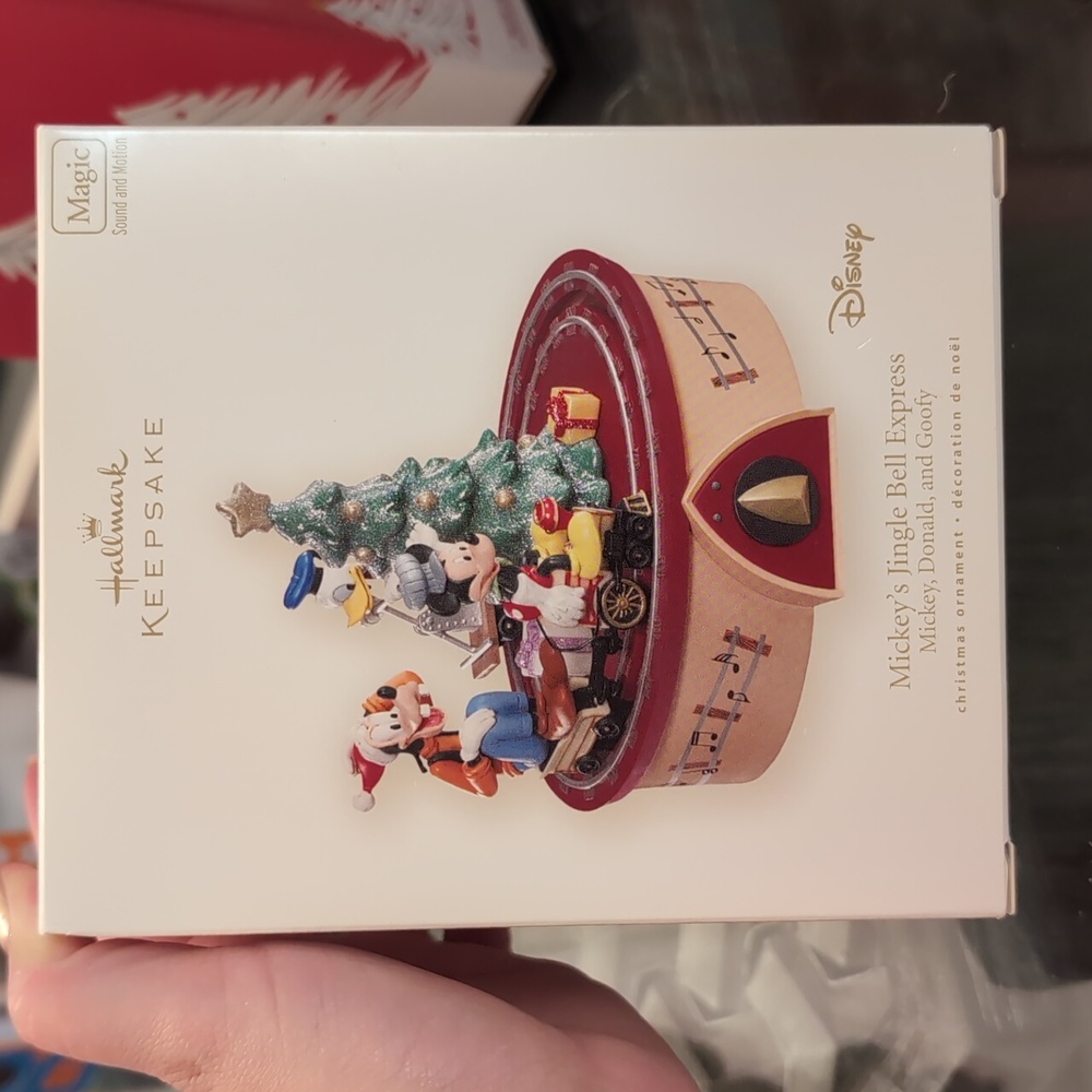 Disney Hallmark Magic Keepsake